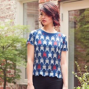 Her Universe Think Geek exclusive R2-D2 blouse size Large